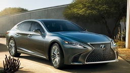 Lexus LS Right Front Three Quarter