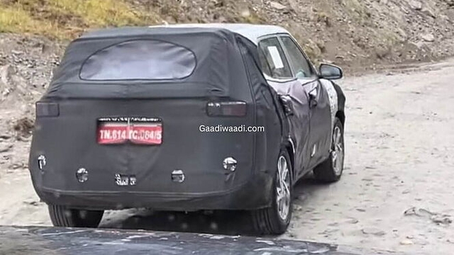 Hyundai Alcazar facelift Rear View