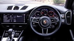 Porsche Cayenne Coupe Steering Wheel