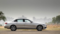 Mercedes-Benz E-Class Right Side View