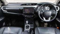 Toyota Hilux Dashboard