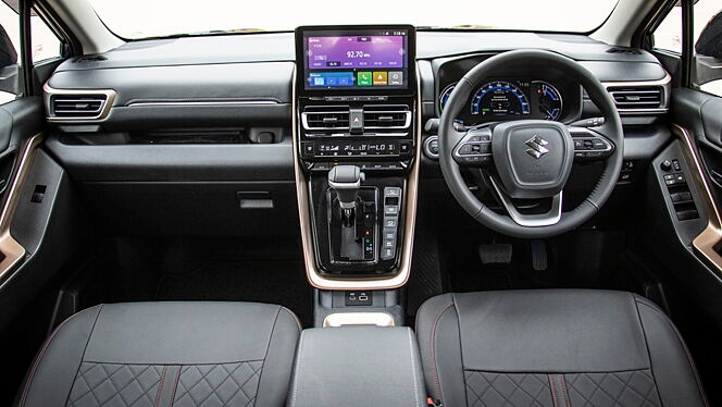 Maruti Suzuki Invicto Dashboard