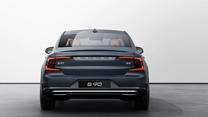 Volvo S90 Rear View