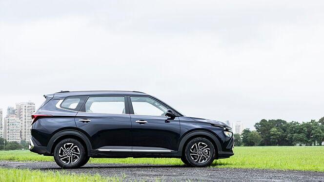Kia Carens EV Right Side View