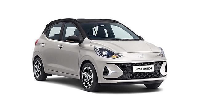 Polar White with Black roof