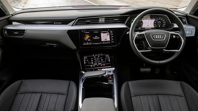 Audi e-tron Dashboard
