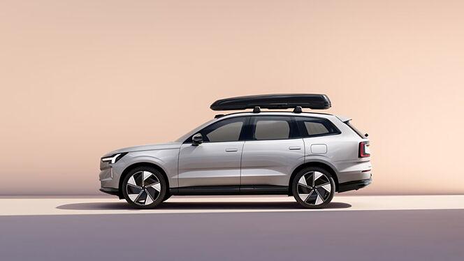 Volvo EX90 Left Side View