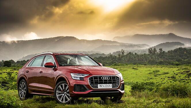 Audi Q8 Right Front Three Quarter
