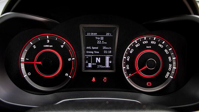 Mahindra XUV300 Instrument Cluster