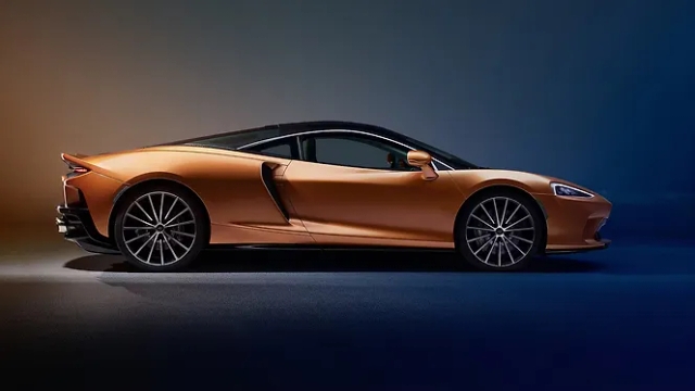 McLaren GT Right Side View