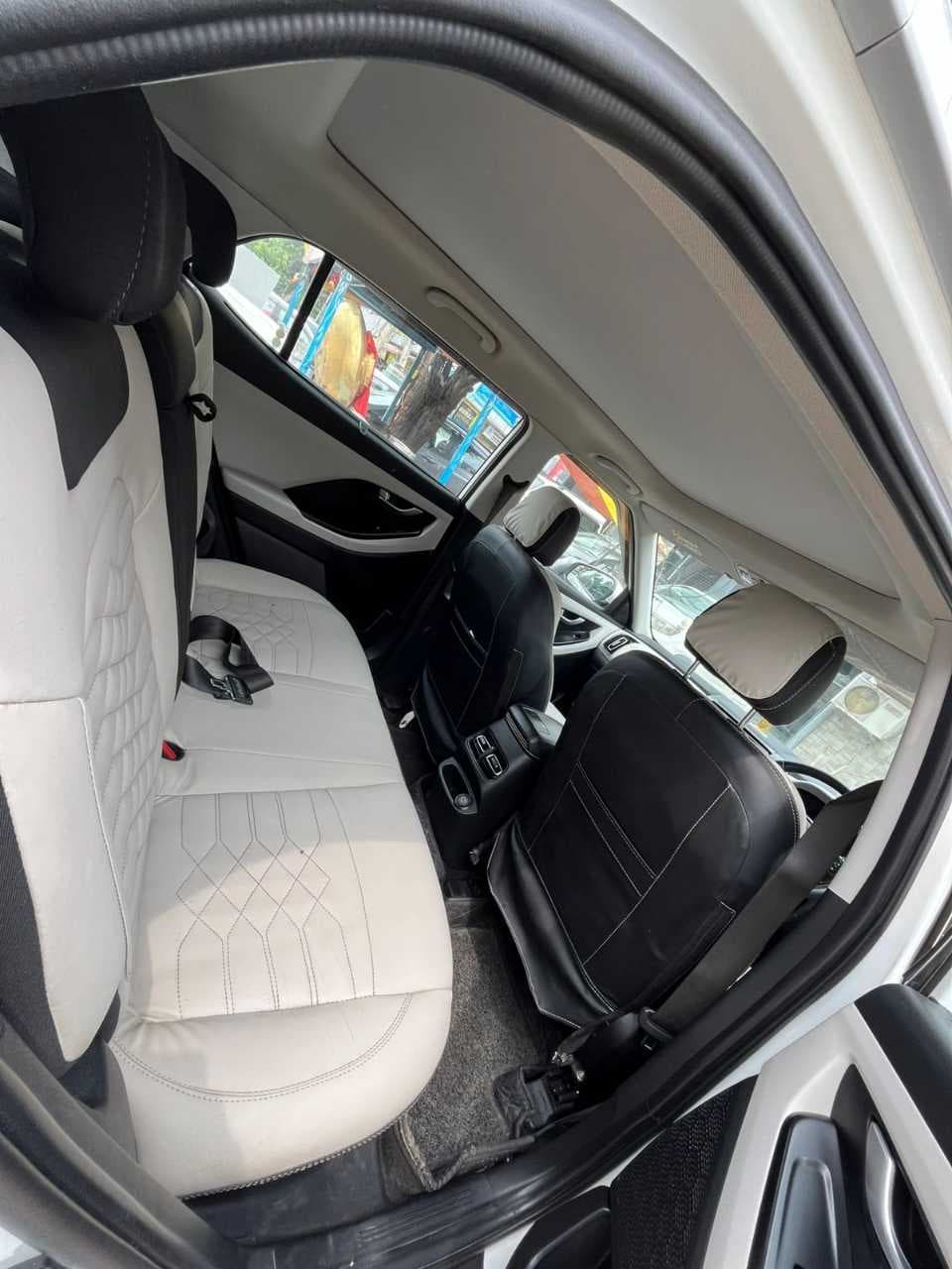 INTERIOR image for CRETA 1.5 CRDI AT SX