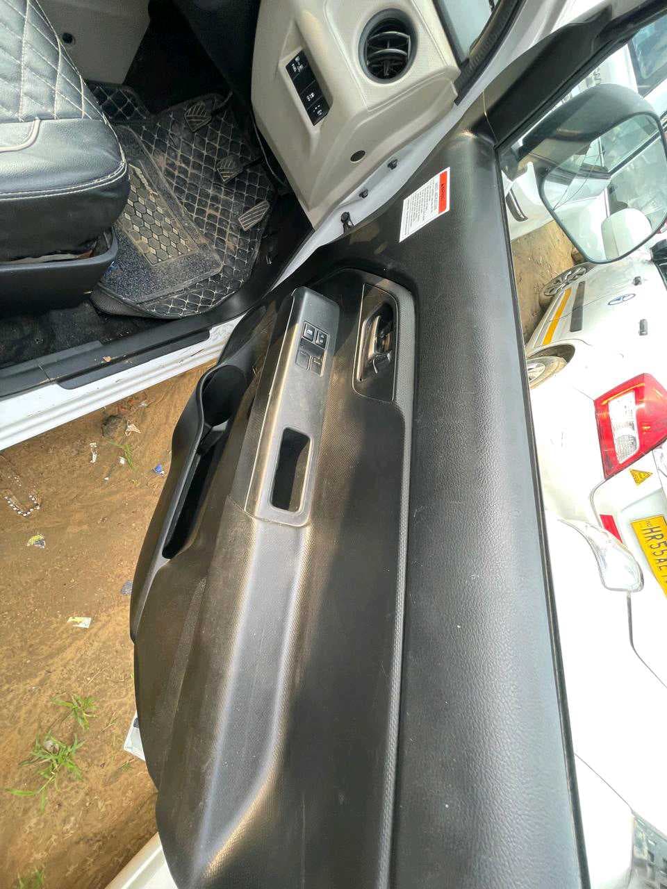 INTERIOR image for MARUTI SUZUKI DZIRE LXI CNG