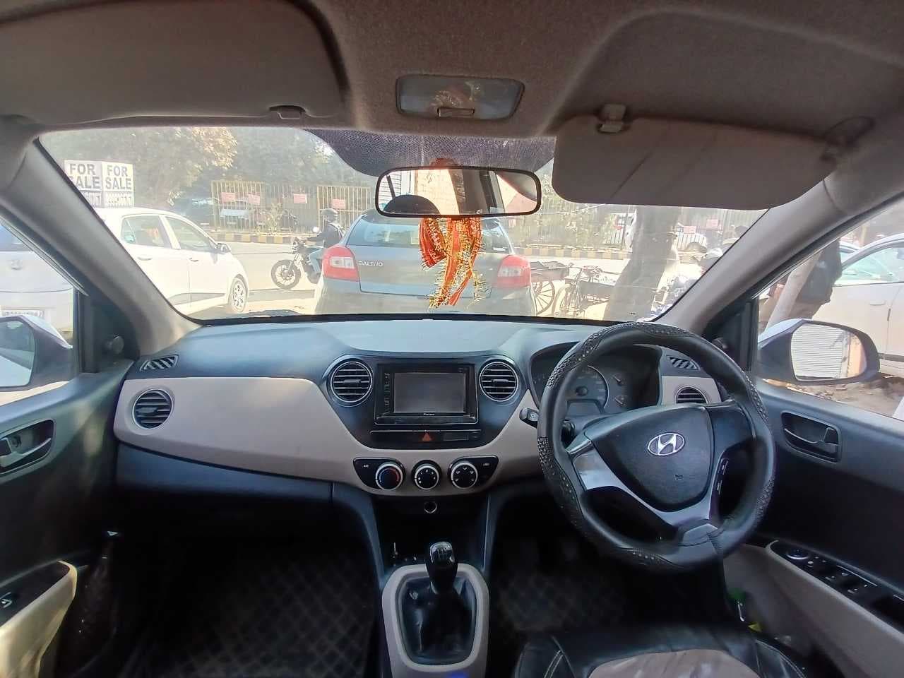 INTERIOR image for GRAND I 10