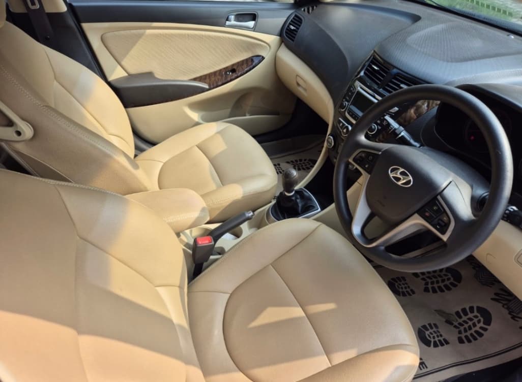 INTERIOR image for Verna