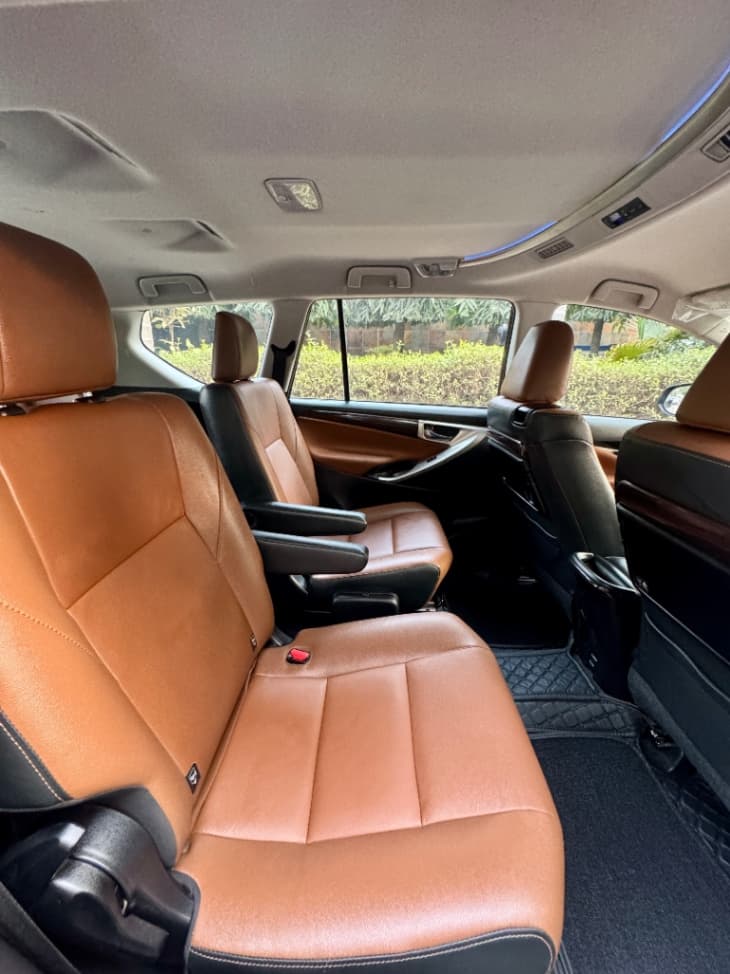 Toyota Innova Crysta