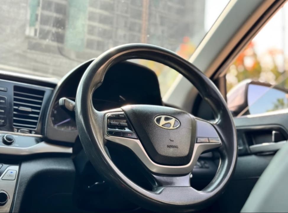 Hyundai Elantra [2016-2019]