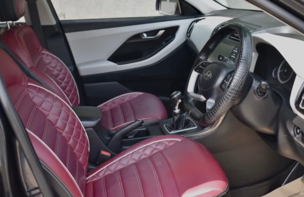 INTERIOR image for Creta