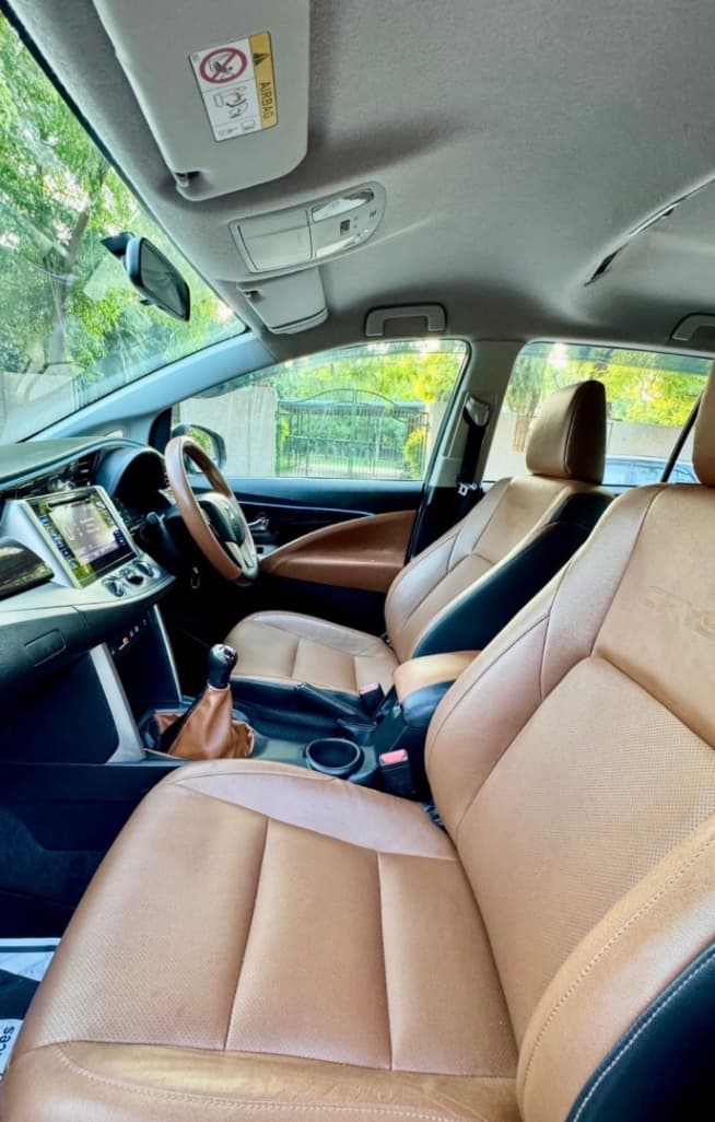 Toyota Innova Crysta [2020-2023]