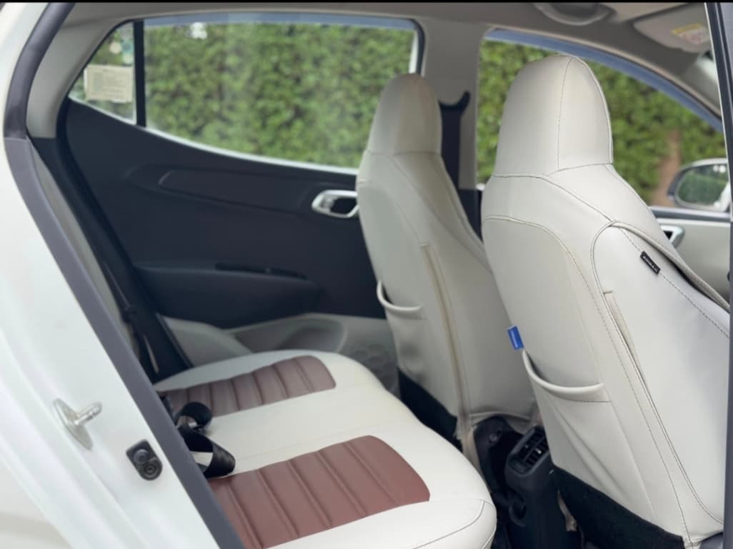 INTERIOR image for AURA 1.2MT CNG SX