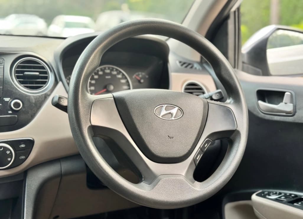 INTERIOR image for GRAND