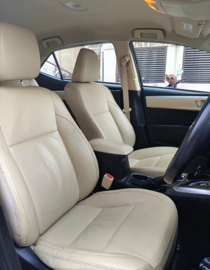 Toyota Corolla Altis [2014-2017]