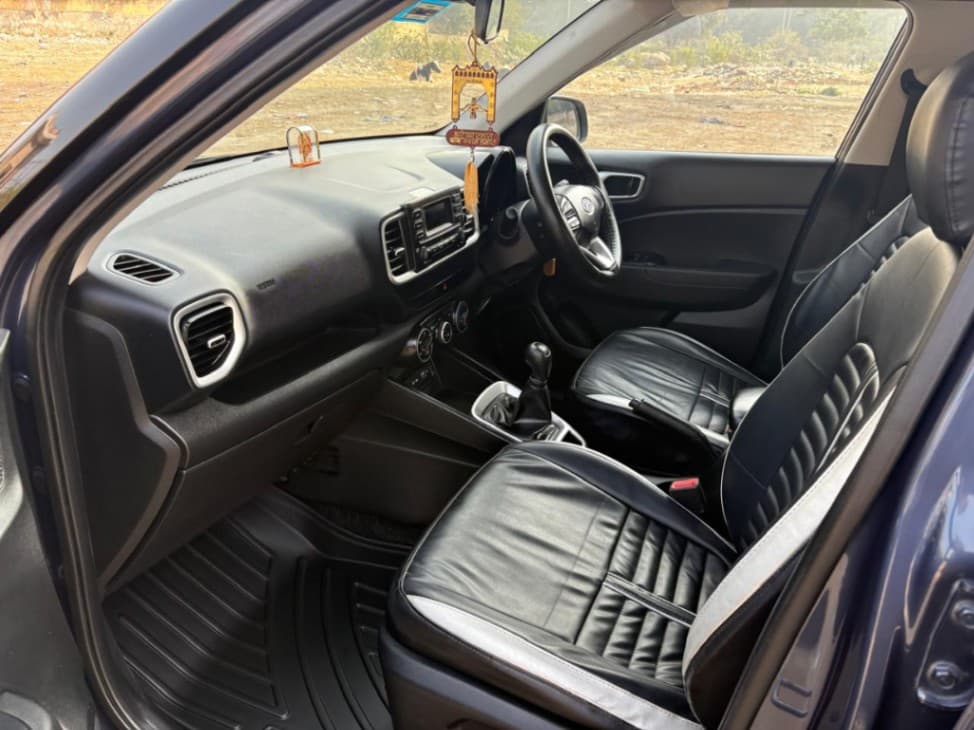 INTERIOR image for VENUE 1.2 KAPPA MT S