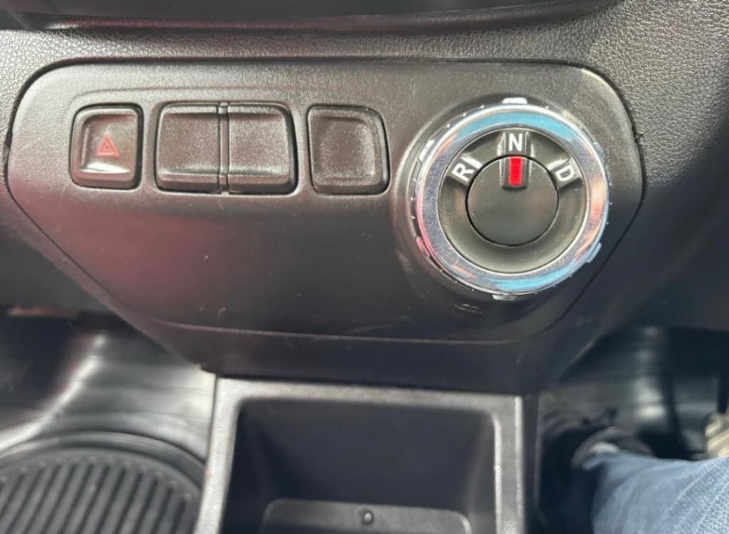 INTERIOR image for RENAULT KWID RXL 1.0 EASY-R