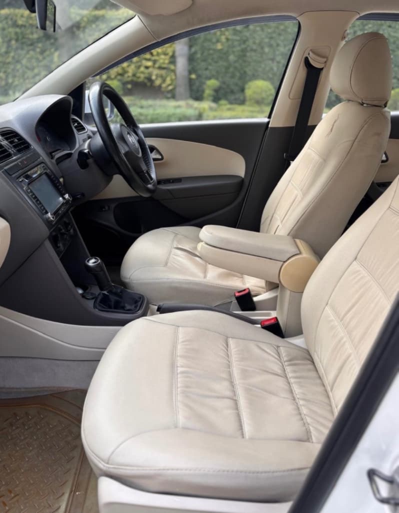 Volkswagen Vento [2010-2012]