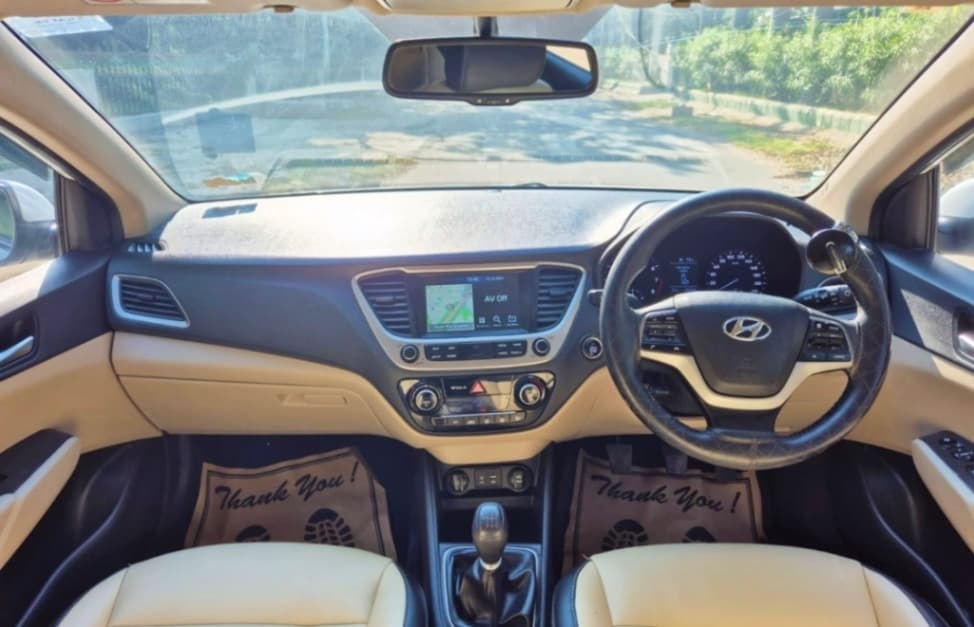 INTERIOR image for VERNA 1.6 VTVT SX