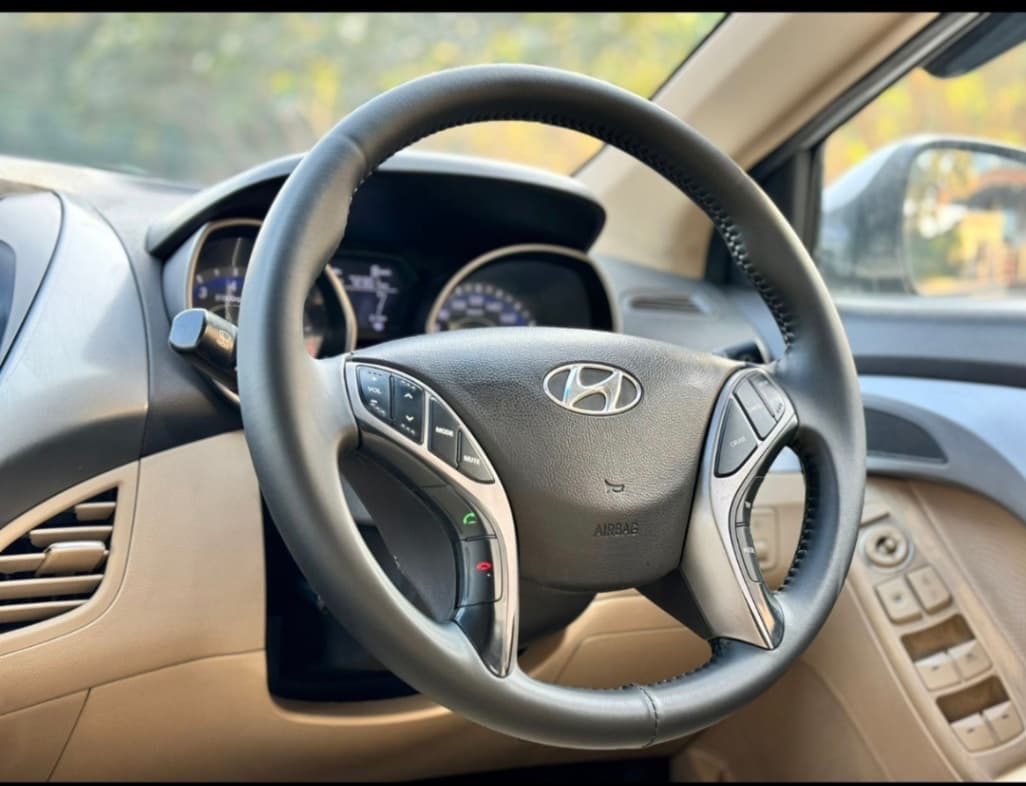 INTERIOR image for NEO ELANTRA VTVT SX 1.8