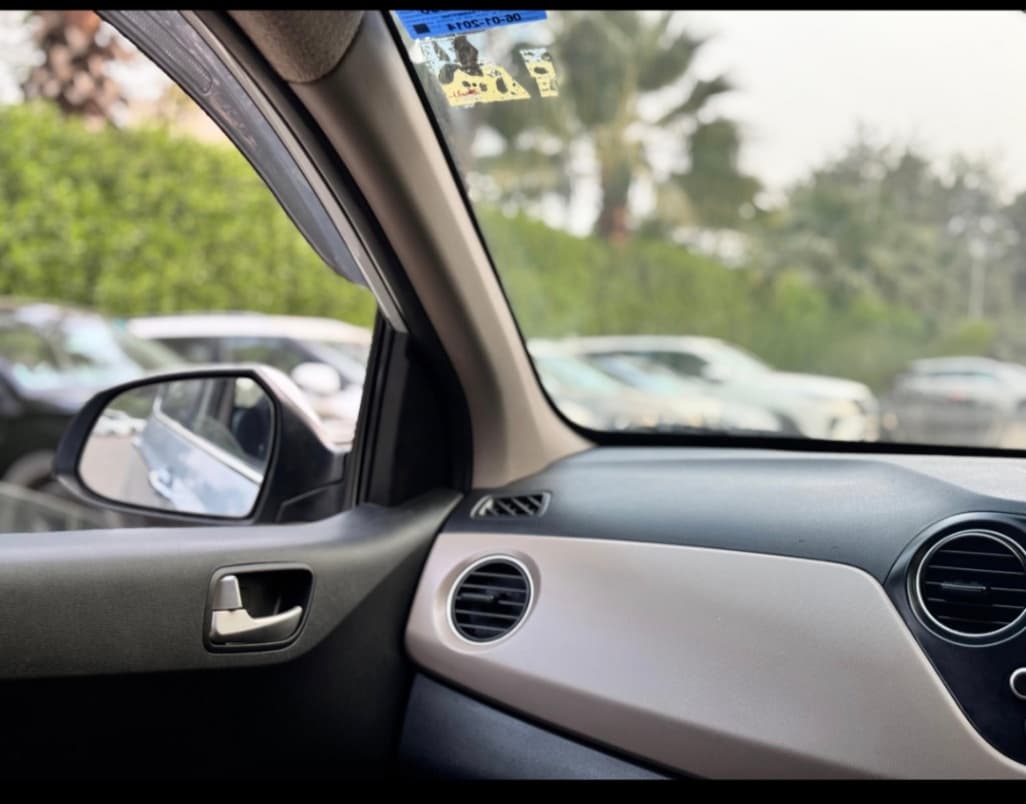 INTERIOR image for GRAND I 10