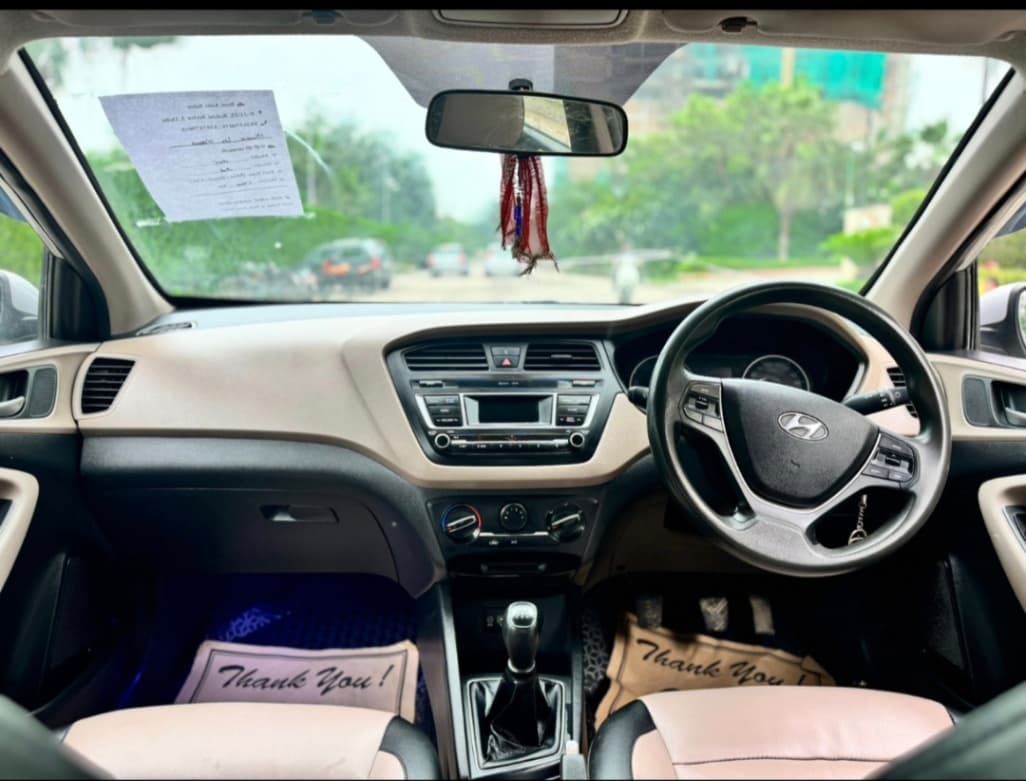 INTERIOR image for I20 MAGNA 1.2 BSIV