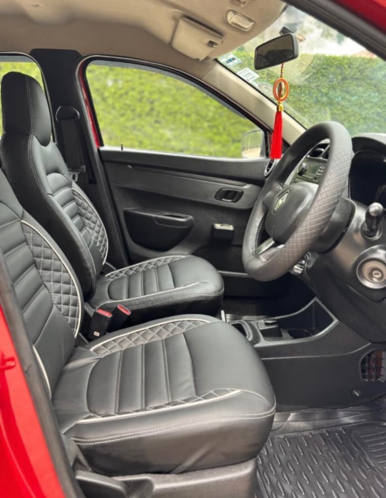 INTERIOR image for RENAULT KWID RXL 1.0 EASY-R