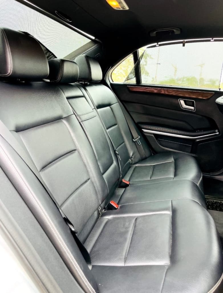 Mercedes-Benz undefined