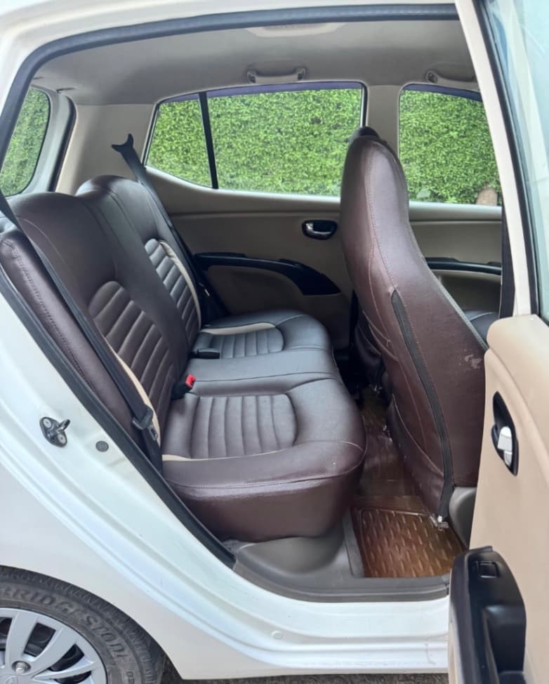 INTERIOR image for i10 Sportz 1.1 Solid BS-1V