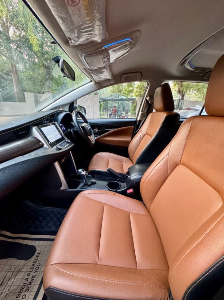 Toyota Innova Crysta