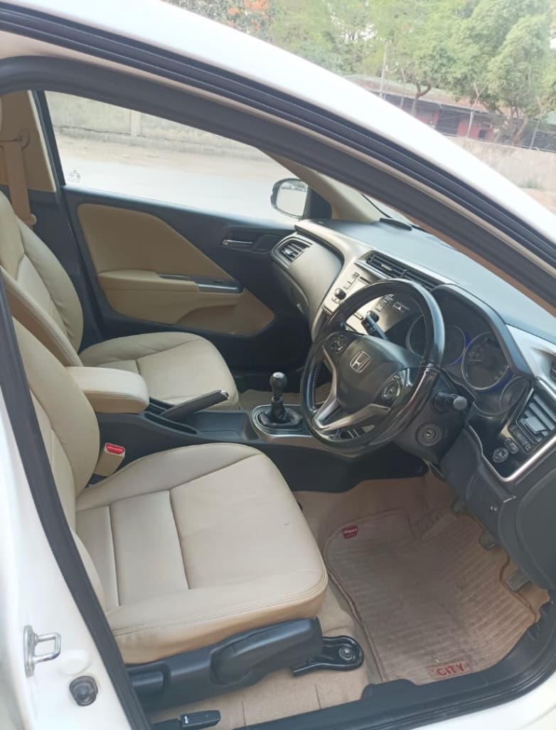 INTERIOR image for CITY 1.5 V MT I-VTEC