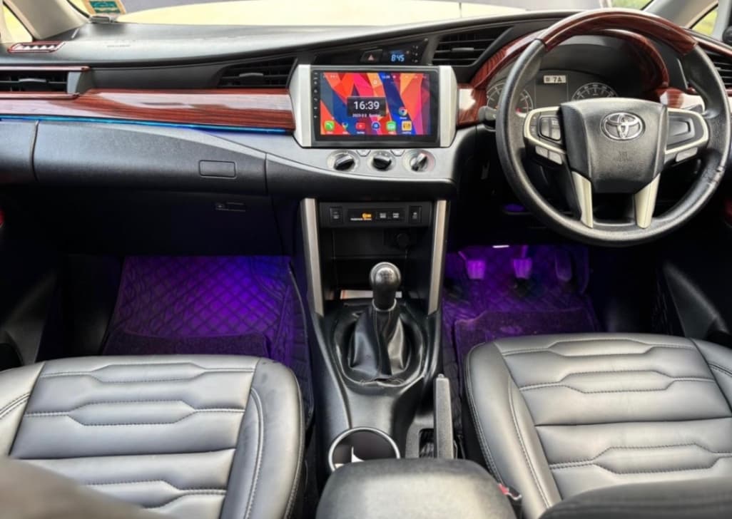 INTERIOR image for INNOVA CRYSTA 2.7 G