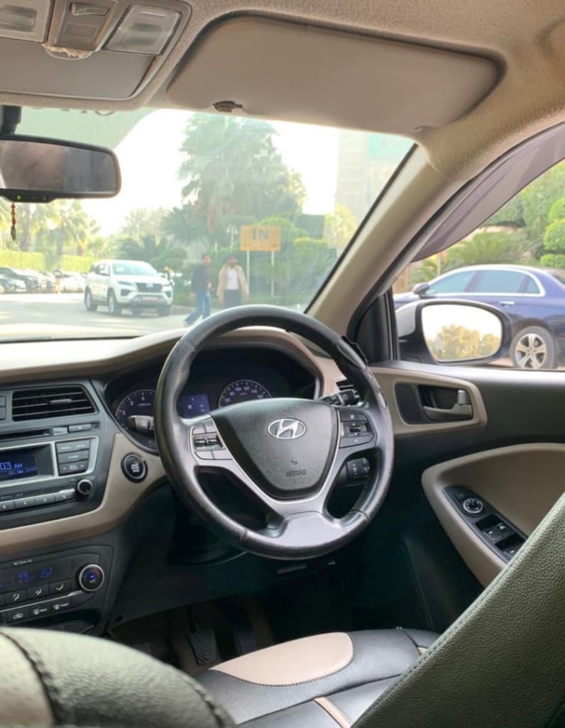 INTERIOR image for NEWI20 ASTA 1.2