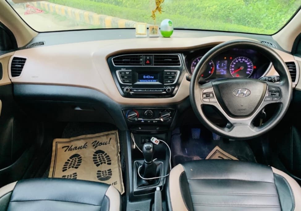 INTERIOR image for I20 SPORTZ VTVT