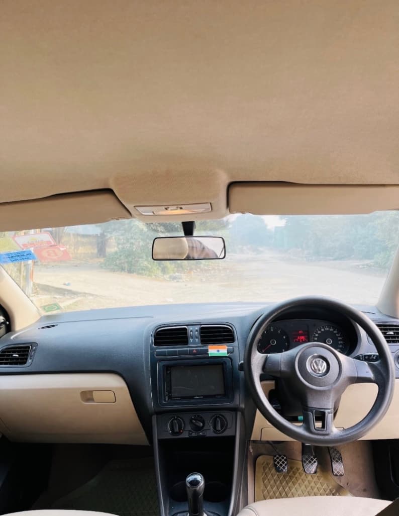 INTERIOR image for POLO