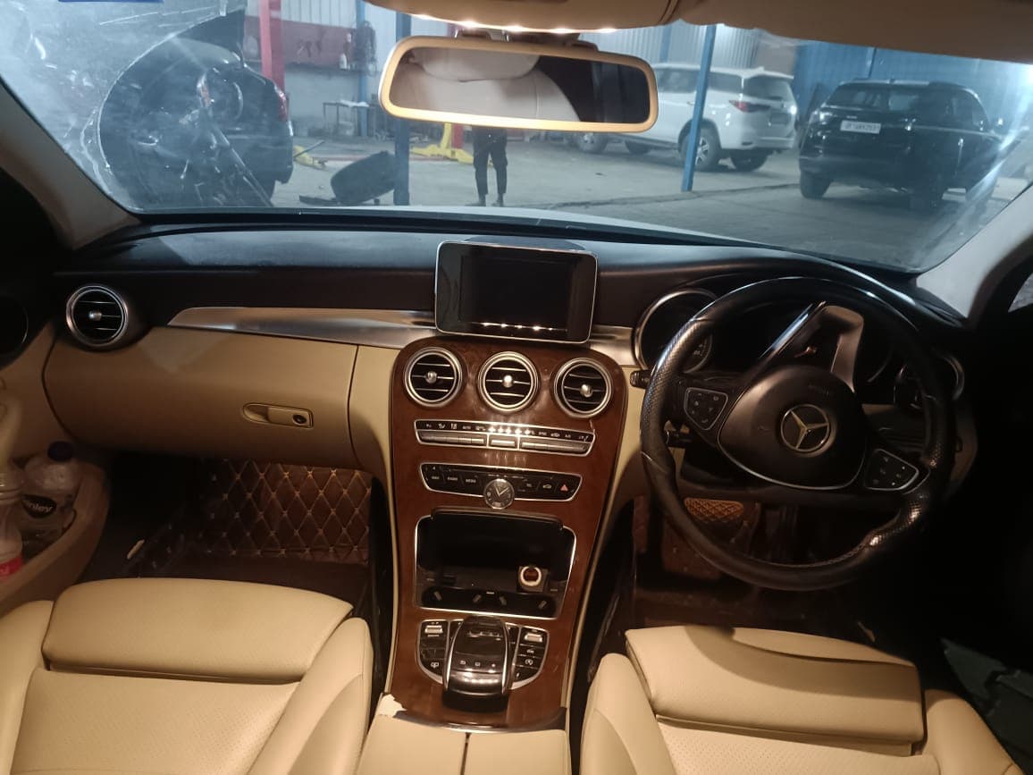 Mercedes Benz C Class 200