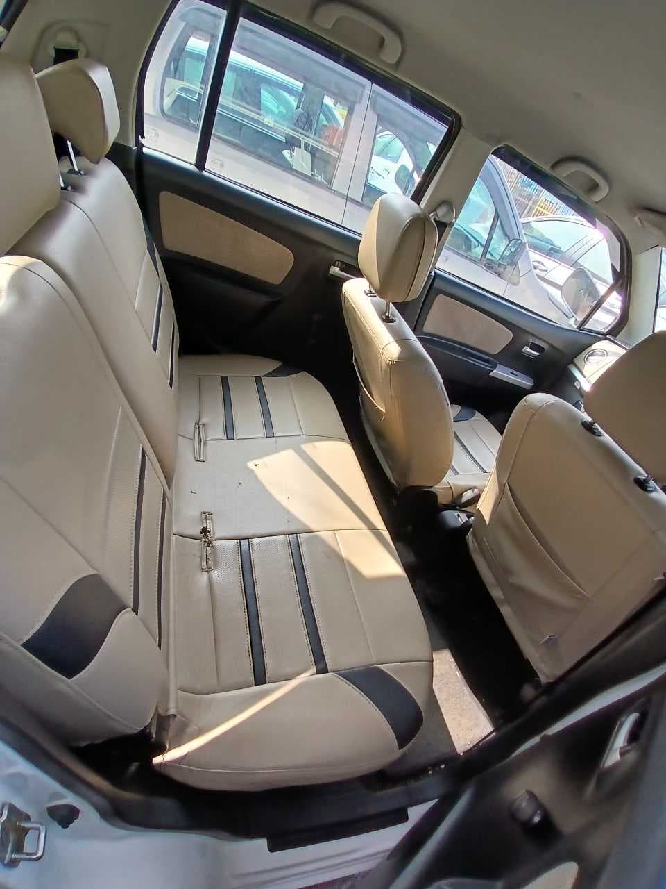 INTERIOR image for MARUTI WAGON R GREEN LXI