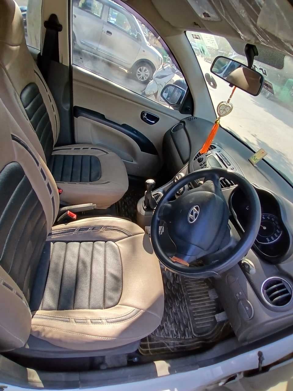 INTERIOR image for I 10 PETROL