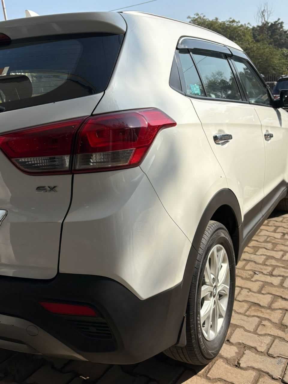 LOOK_AROUND image for Hyundai CRETA 1.6 CRDI SX