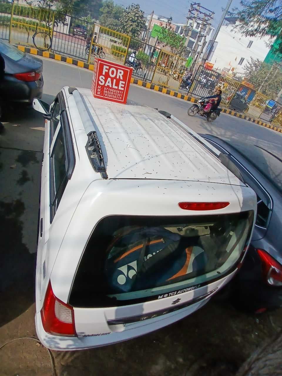 LOOK_AROUND image for MARUTI WAGON R GREEN LXI