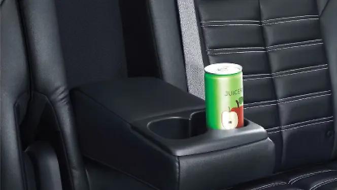 Isuzu MU-X Rear Cup Holders Rear Cup Holders