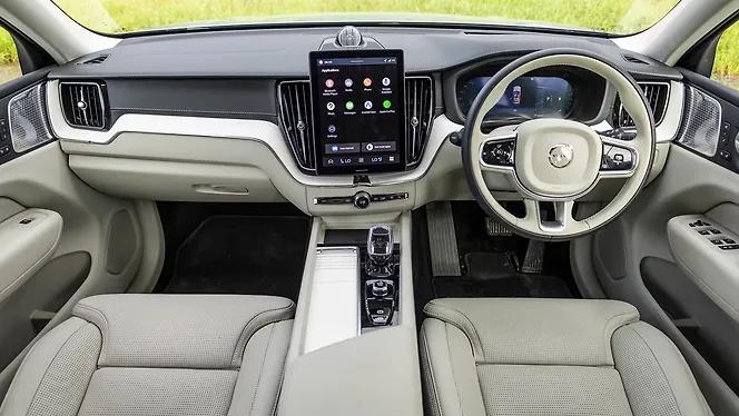 Volvo XC60 Dashboard