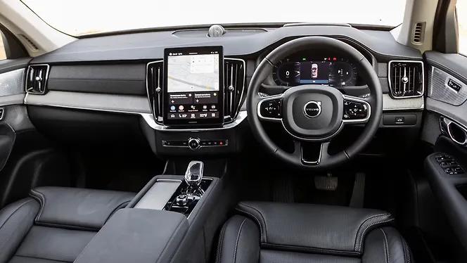Volvo XC90 Dashboard