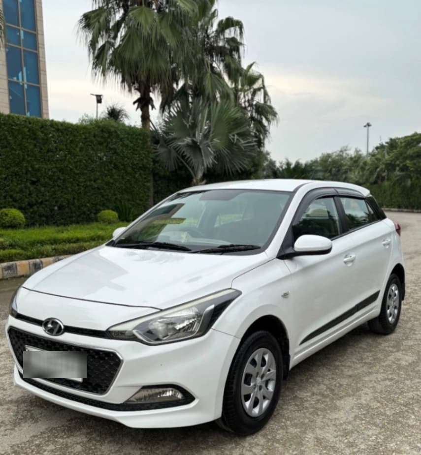 LOOK_AROUND image for I20 MAGNA EXECUTIVE CRDI
